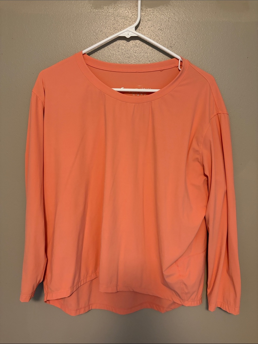 Women's Coral Long-Sleeve Crew Tee